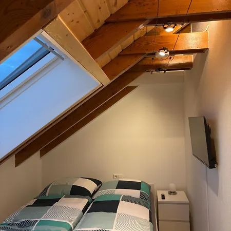 Uhland8 Lägenhet Freiberg am Neckar